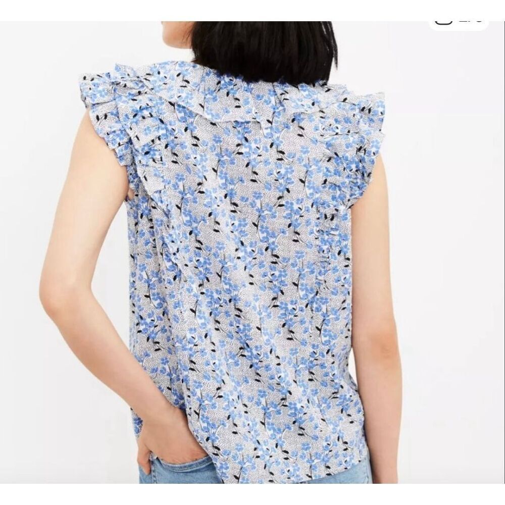 Loft bouquet ruffle blue floral top size xs - Picture 2 of 10